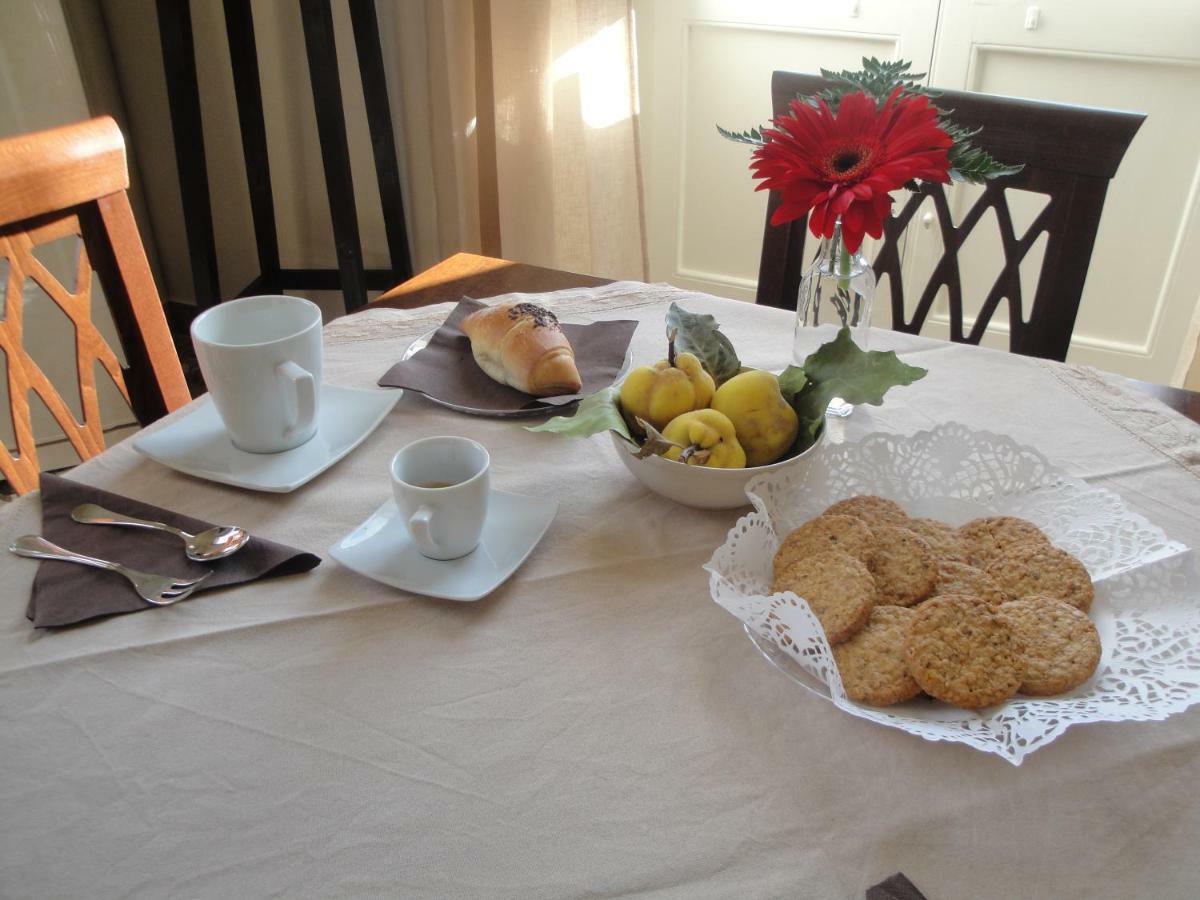 Le Signorine B&B Lecce Exterior photo